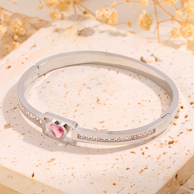 Casual Style Heart-Shaped Rhinestone Bracelet